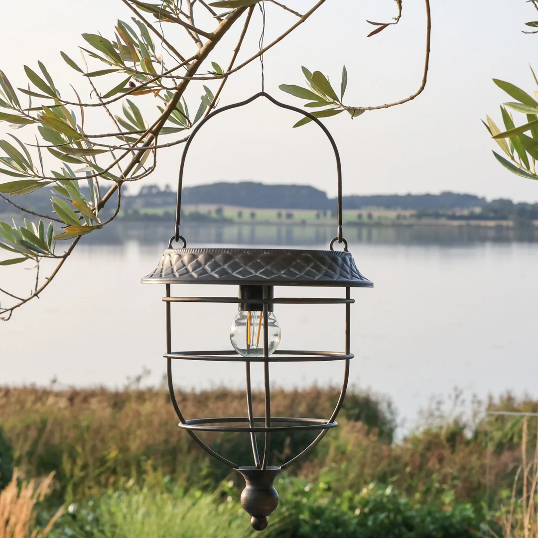 Chic Antique - Solcellelanterne til ophæng LED pære H26/Ø20 cm antique zink - Billede 2